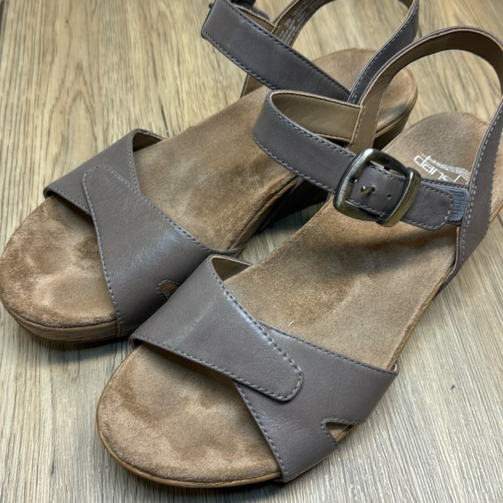 Dansko Laurie Stone Burnished Calf, worn twice, like new condition